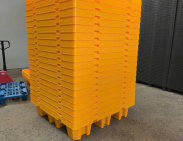 Pallet nhựa chống tràn Phú Yên