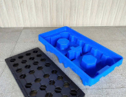 Pallet nhựa chống tràn Tuyên Quang