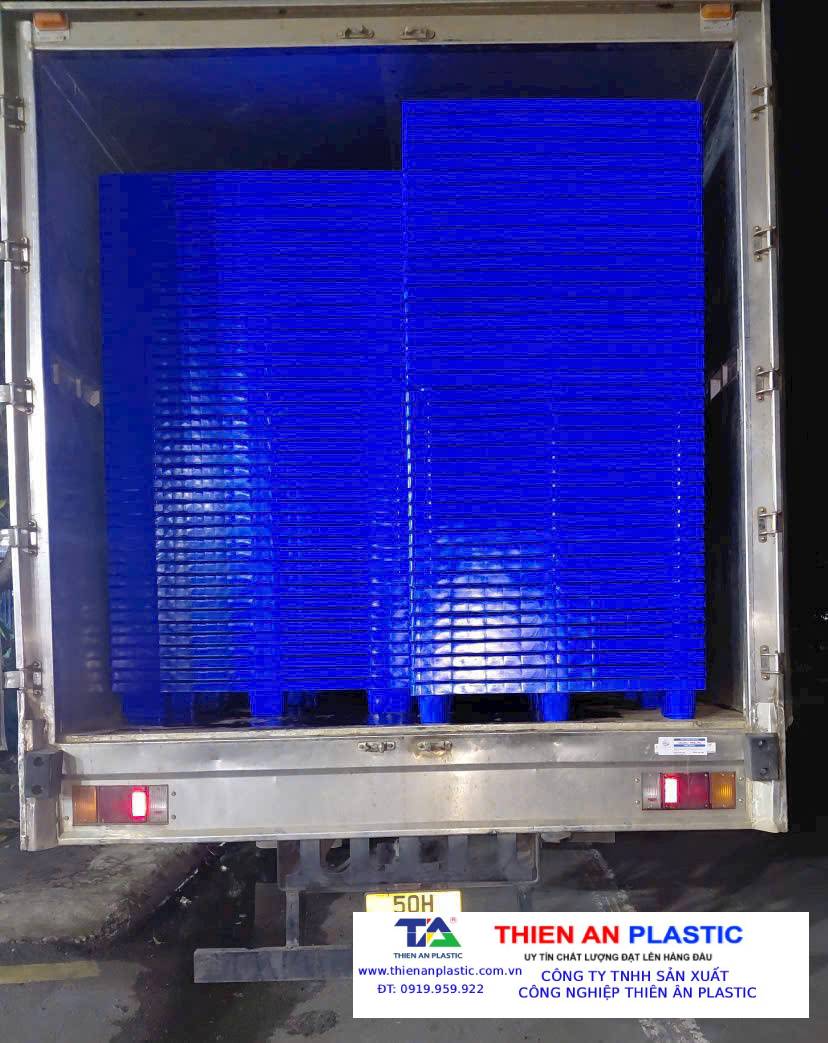 Pallet nhựa xuất khẩu Hà Giang
