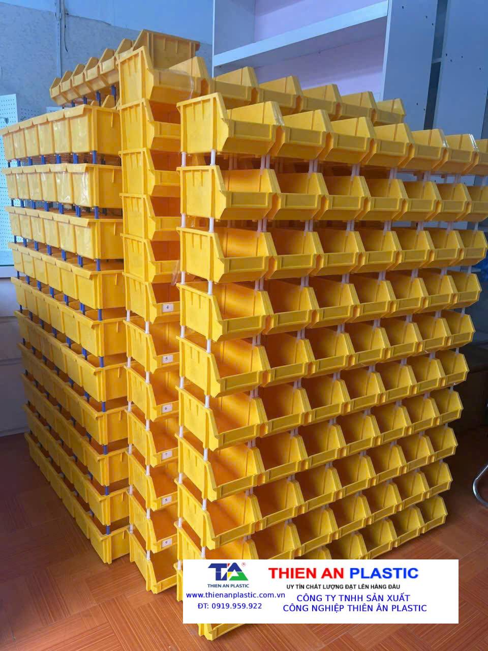 Khay nhựa đựng linh kiện Ninh Thuận