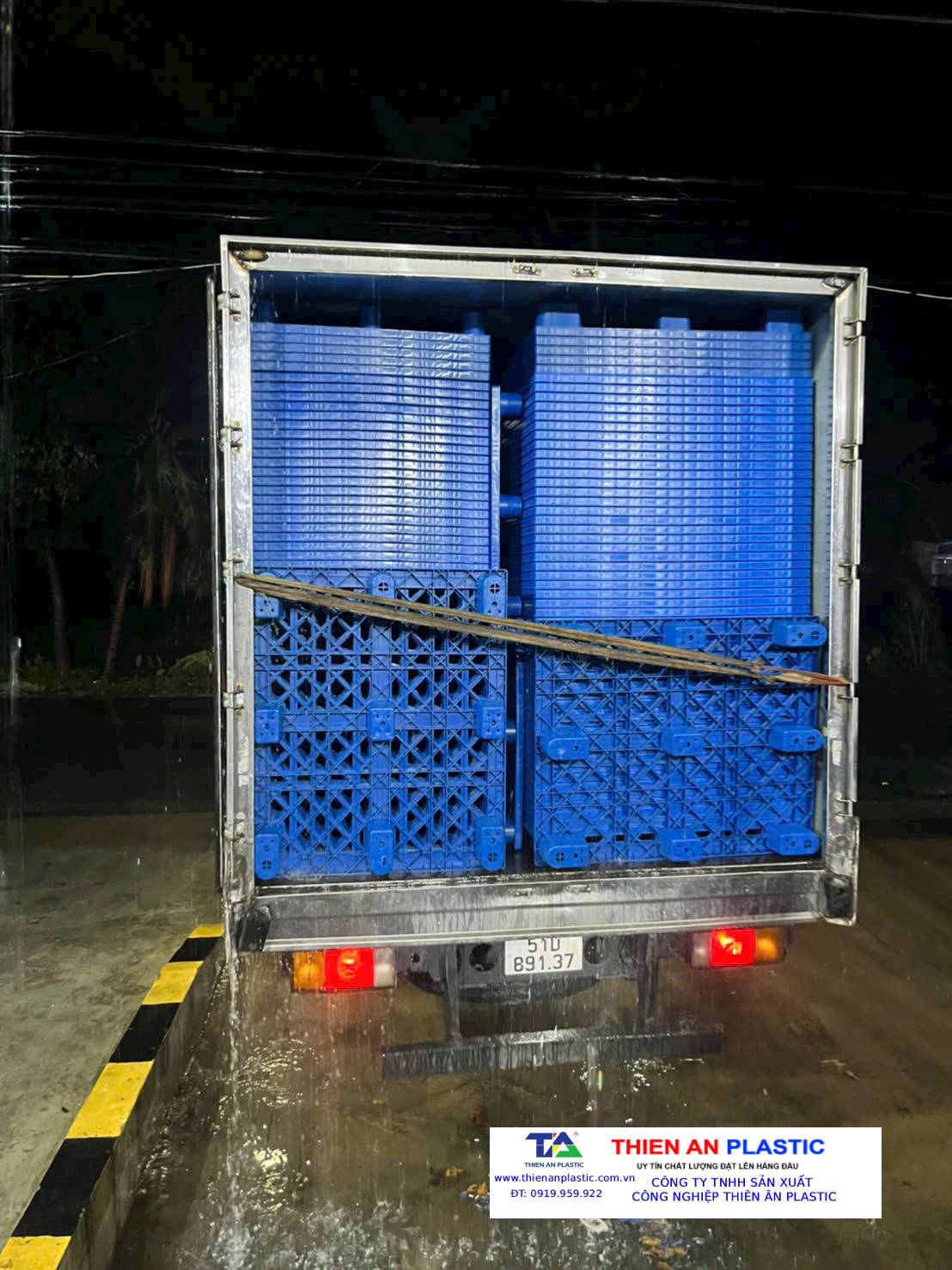 Pallet nhựa xuất khẩu huyện Củ Chi