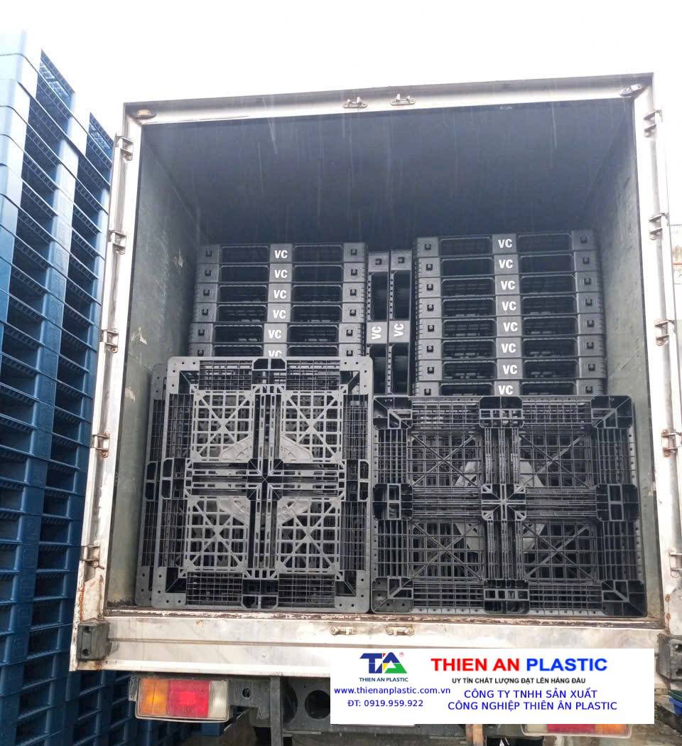 Pallet nhựa xuất khẩu huyện Nhà Bè