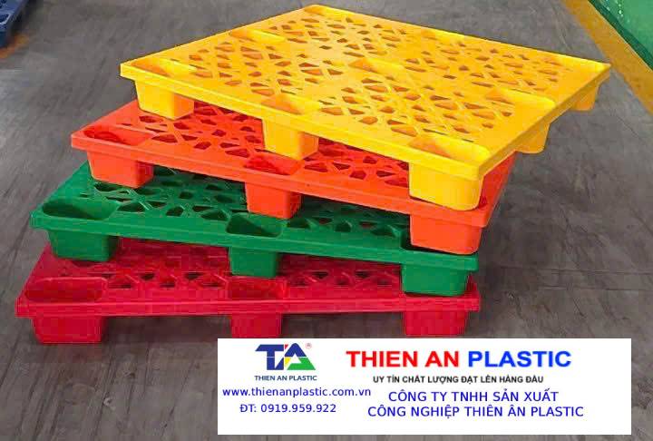 Pallet nhựa xuất khẩu Hà Tĩnh