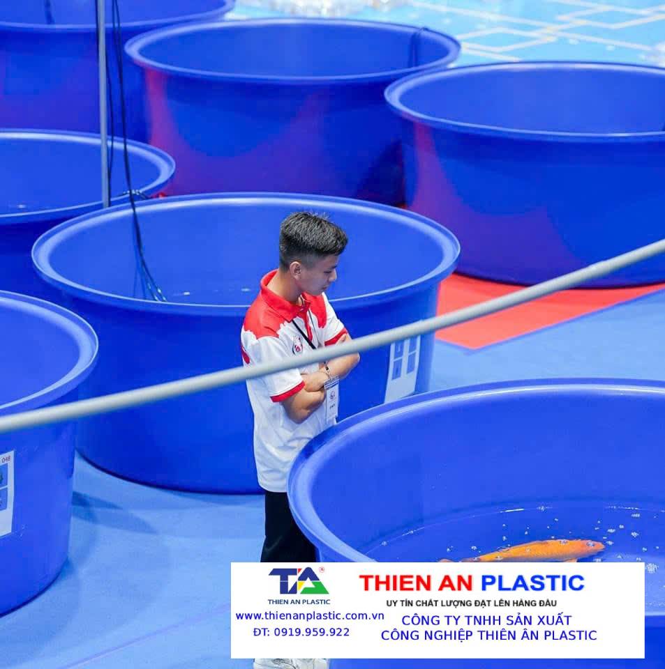 Thùng Nhựa Lớn Hòa Bình