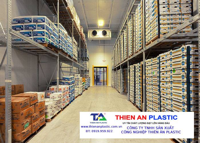 Hệ thống lưu trữ hàng hóa công nghiệp