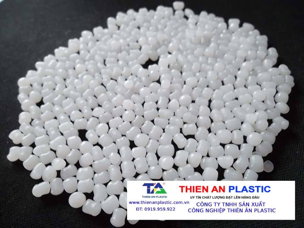 Nhựa nguyên sinh và nhựa tái chế