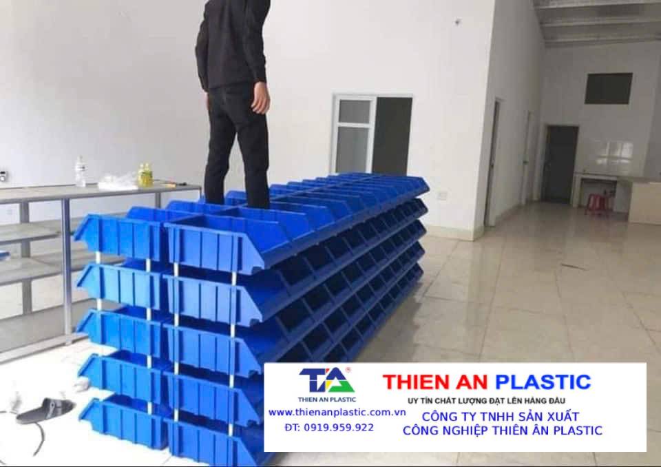 Khay nhựa đựng linh kiện Yên Bái