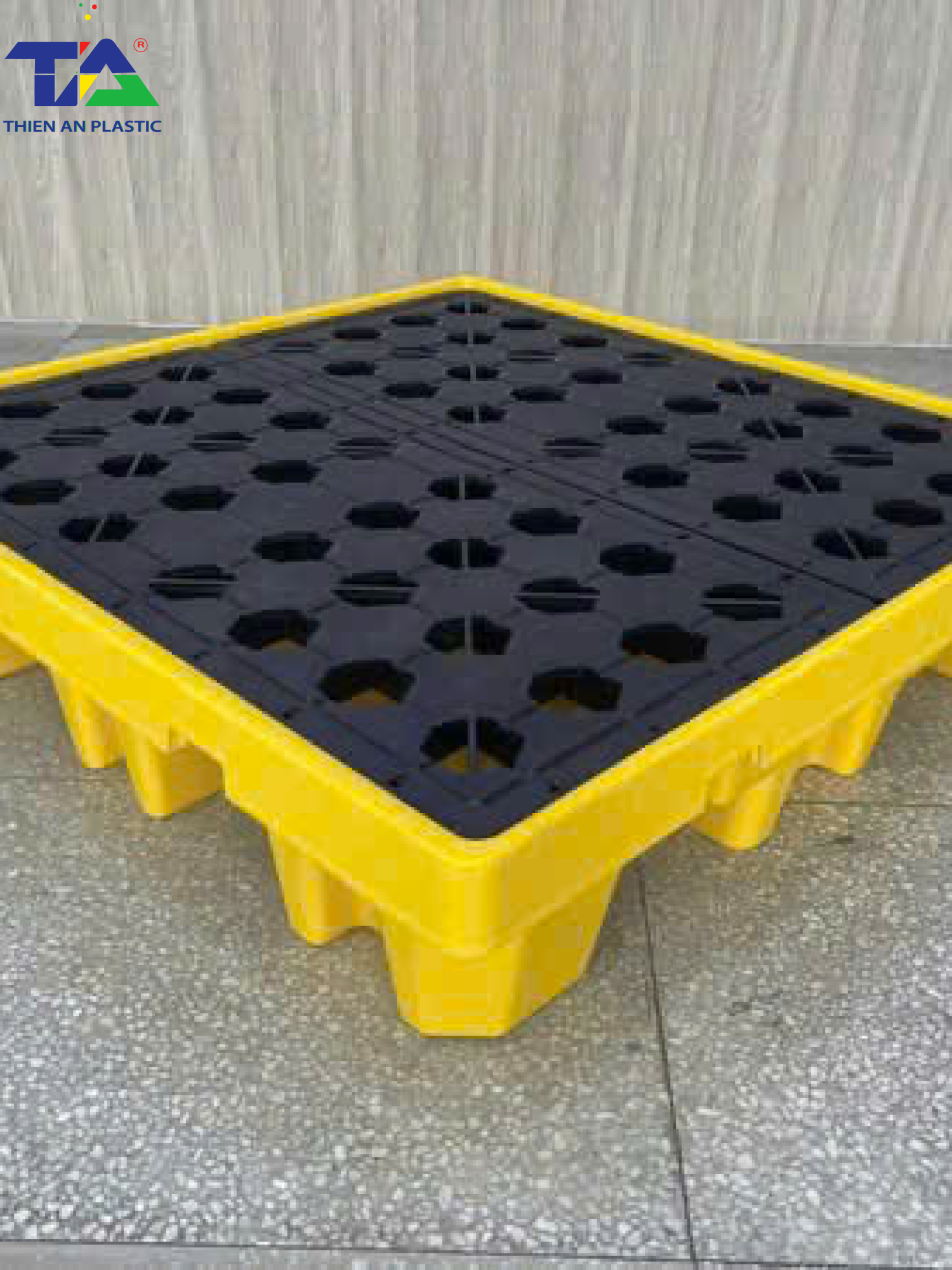 Pallet Nhựa Chống Tràn Dầu