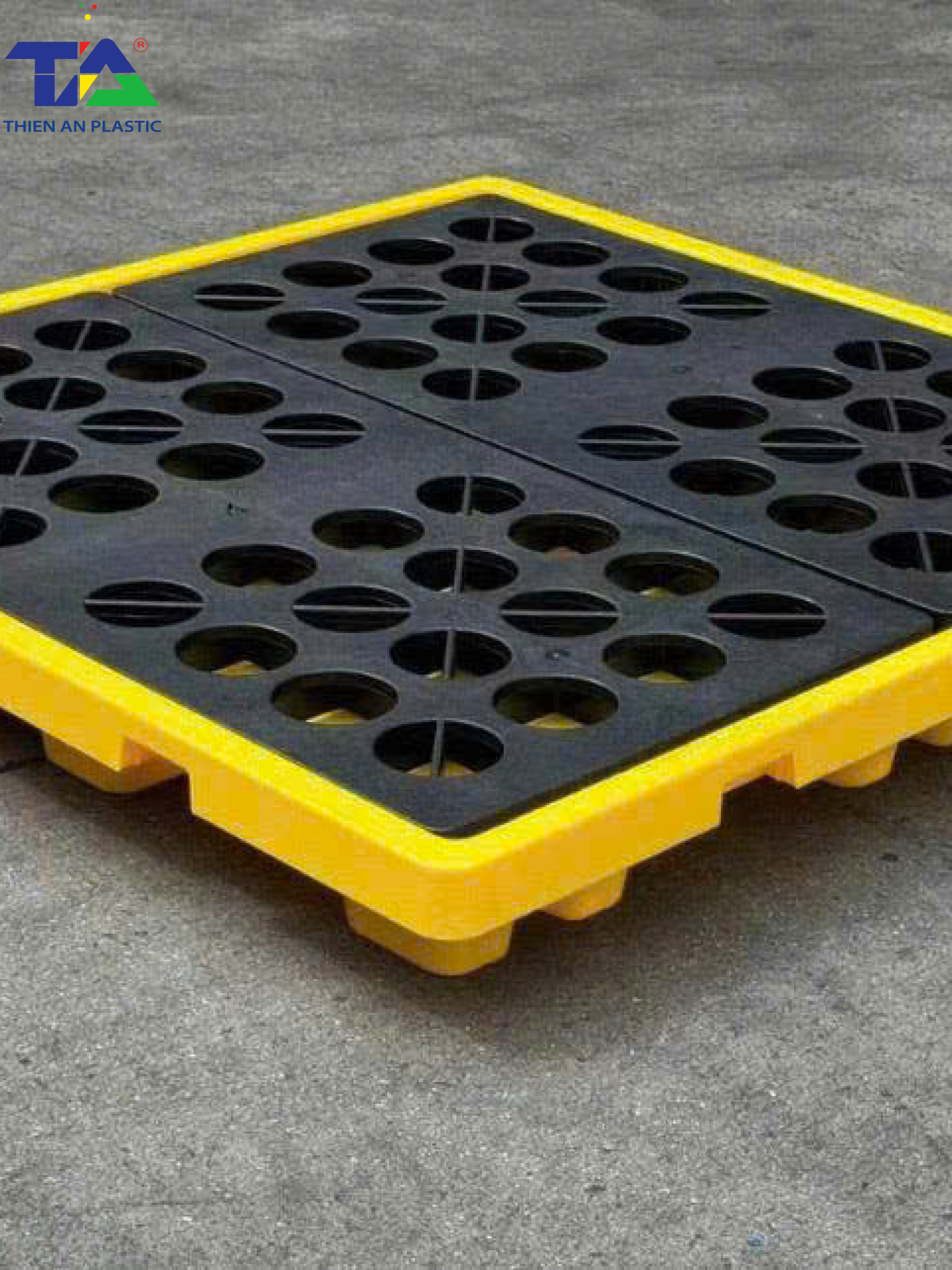 Pallet Nhựa Chống Tràn 4 Phuy Thấp (KT: 1300 x 1300 x 150mm)