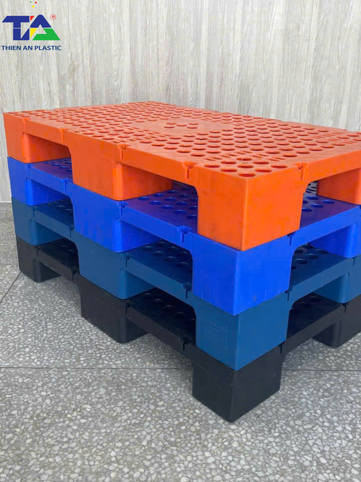 Pallet Nhựa Lót Sàn 135 (KT: 1000 x 600 x 135mm)