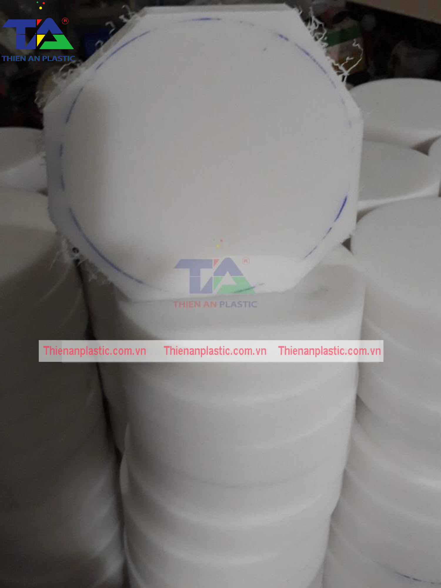 Thớt Nhựa PE Tròn (KT: Ø500 x 100 mm)