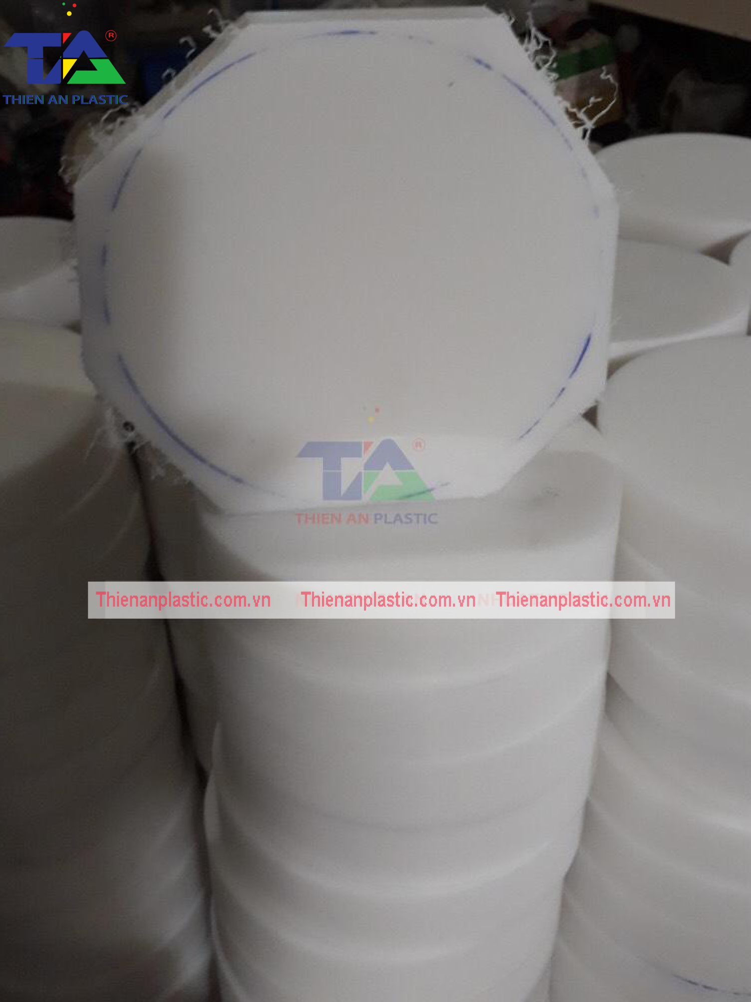 Thớt Nhựa PE Tròn (KT: Ø400 x 50 mm)