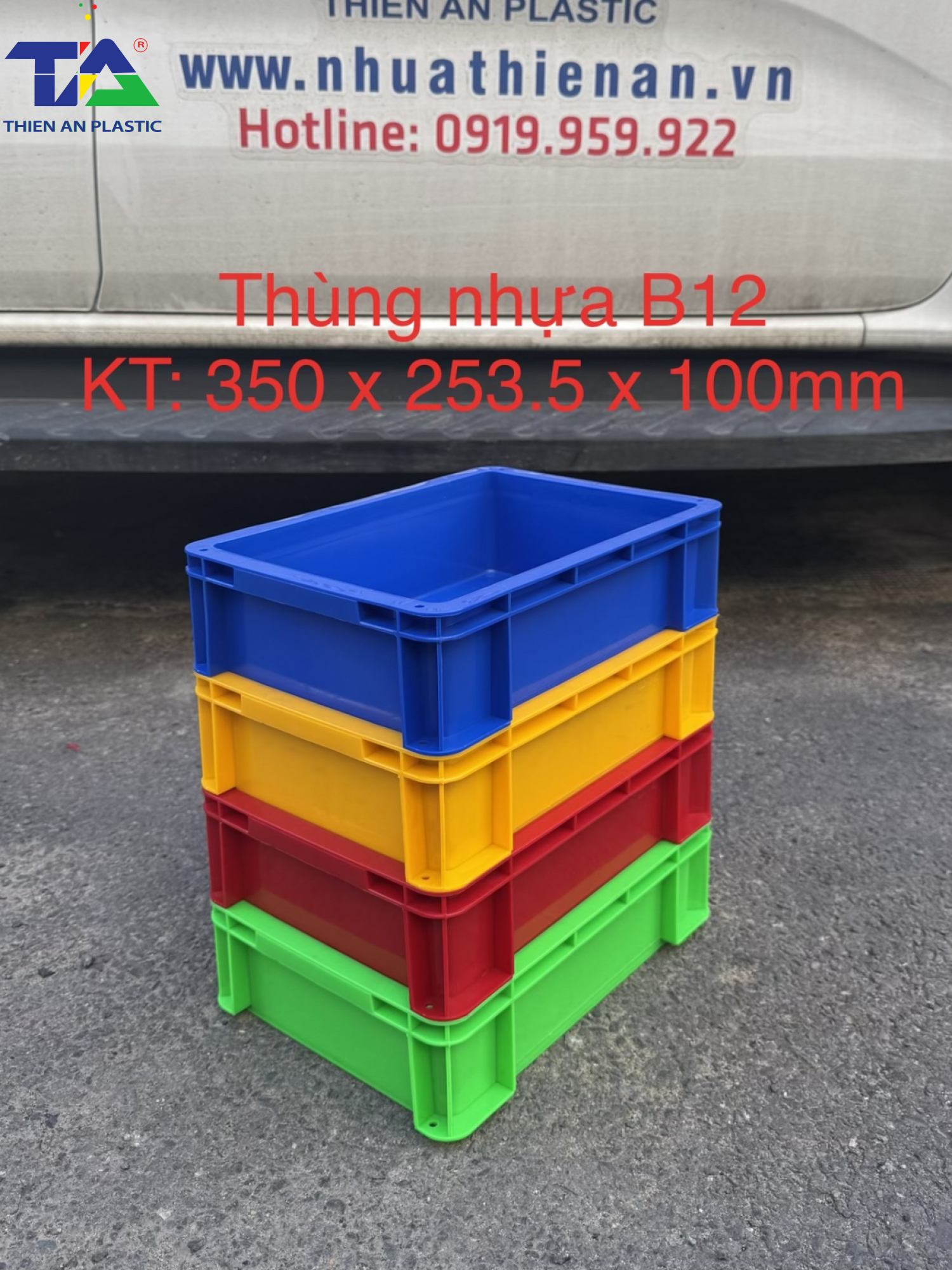 Thùng Nhựa Đặc B12 (KT: 350 x 253.5 x 100mm)