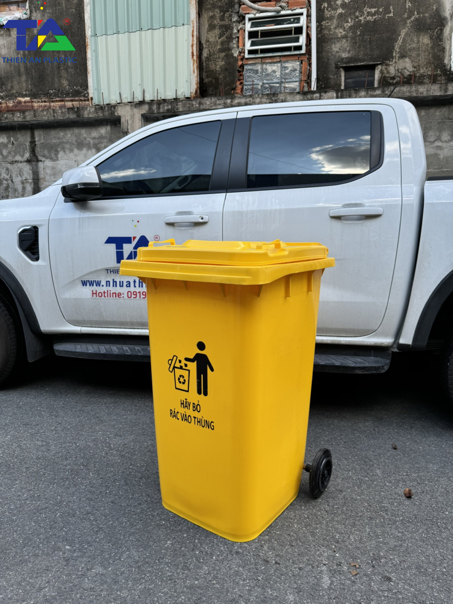 Thùng Rác Công Cộng 240 Lít (730 x 585 x 1050mm)