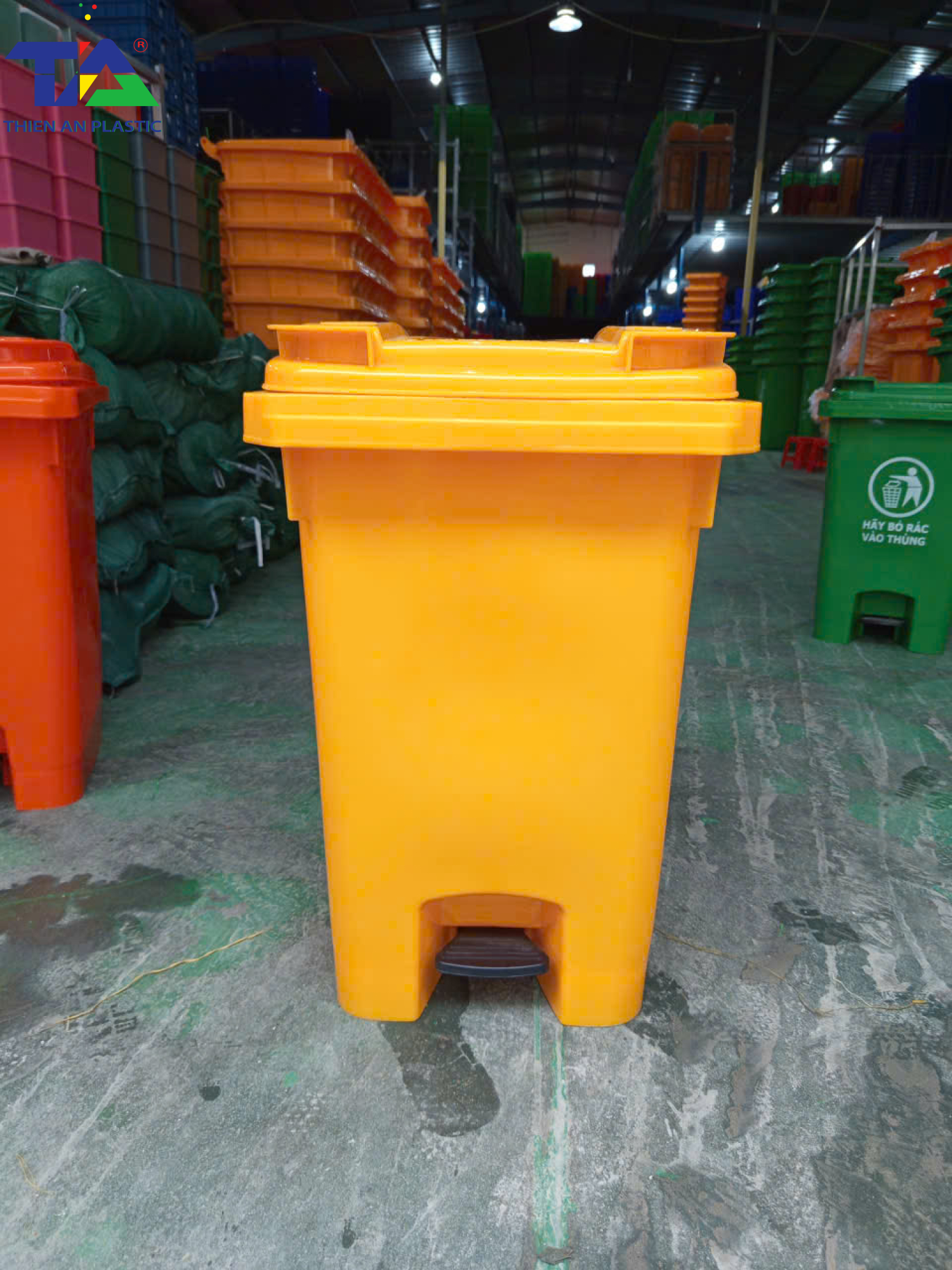 Thùng Rác Đạp Chân 60 Lít (KT: 470 x 430 x 650mm)